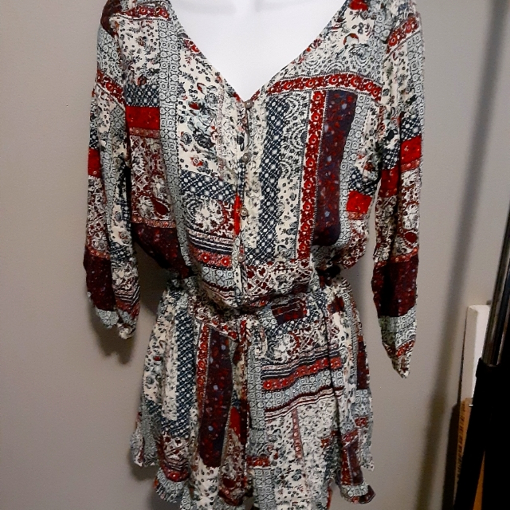 Short Rompers size S Mossimo